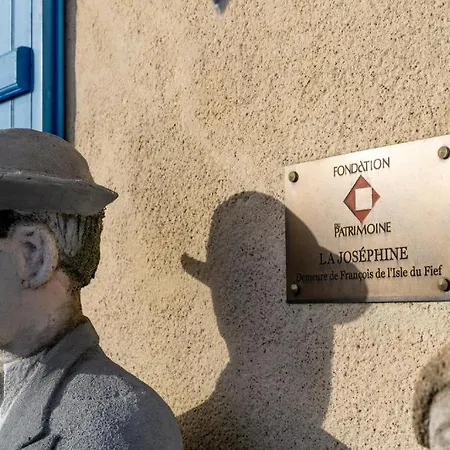 Du Capitaine Havre De Paix A La * La Barre-de-Monts