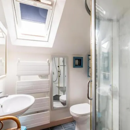 Du Capitaine Havre De Paix A La